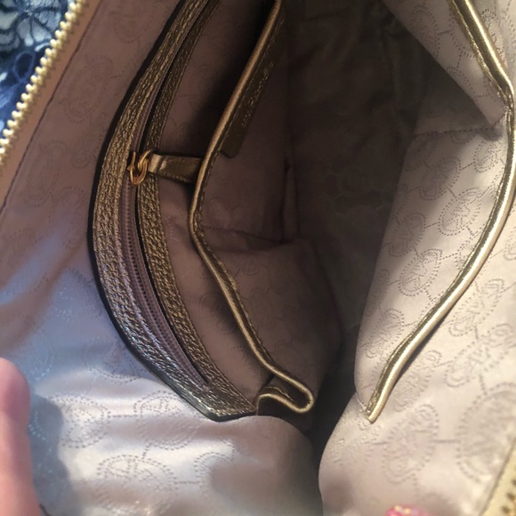 Golden Girl🤩🤩❤️ - Picture 4 of 5